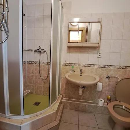 Guest house Je-sen, Na Horach S Bazenem A Infrasaunou